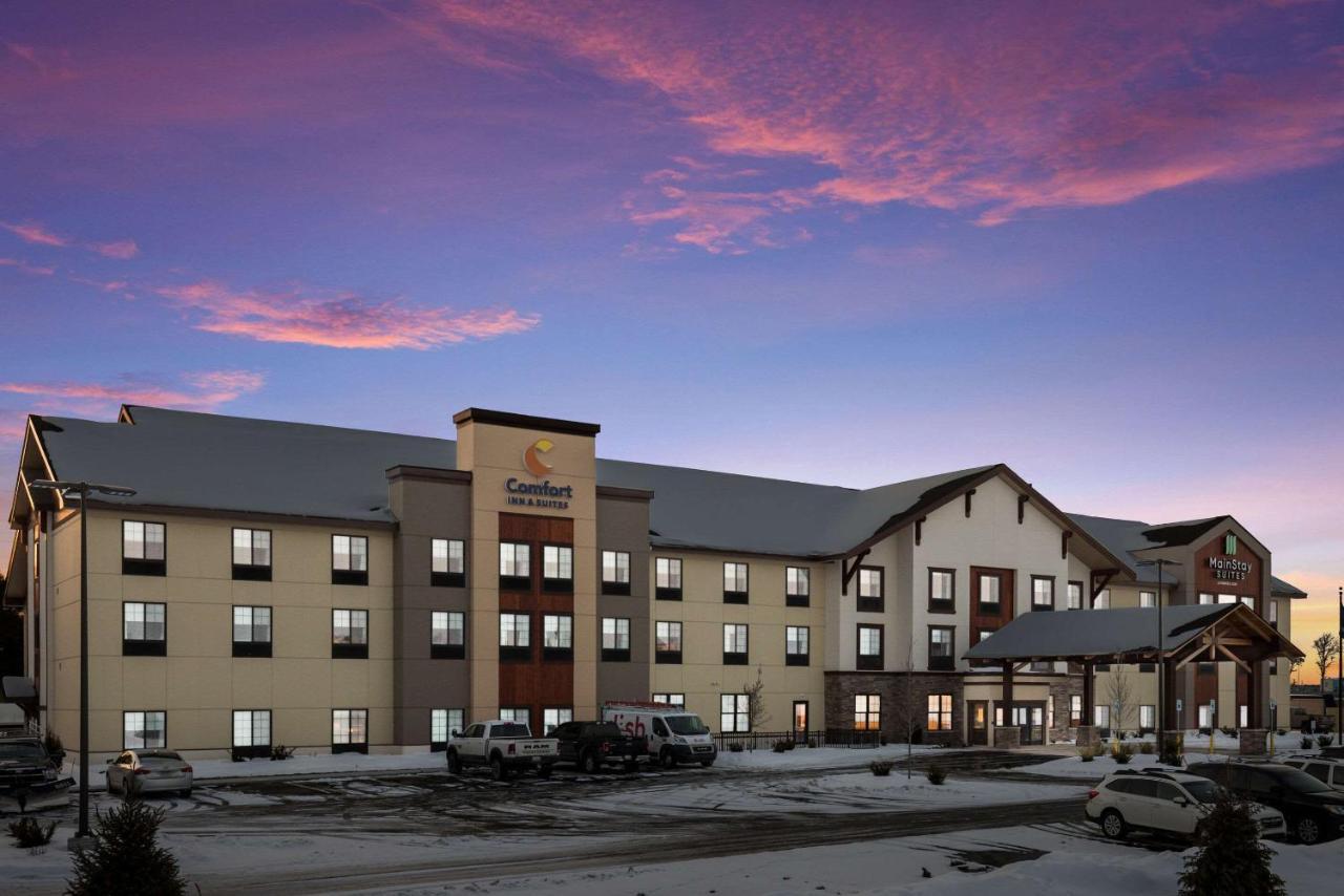 Mainstay Suites Gaylord Exterior photo