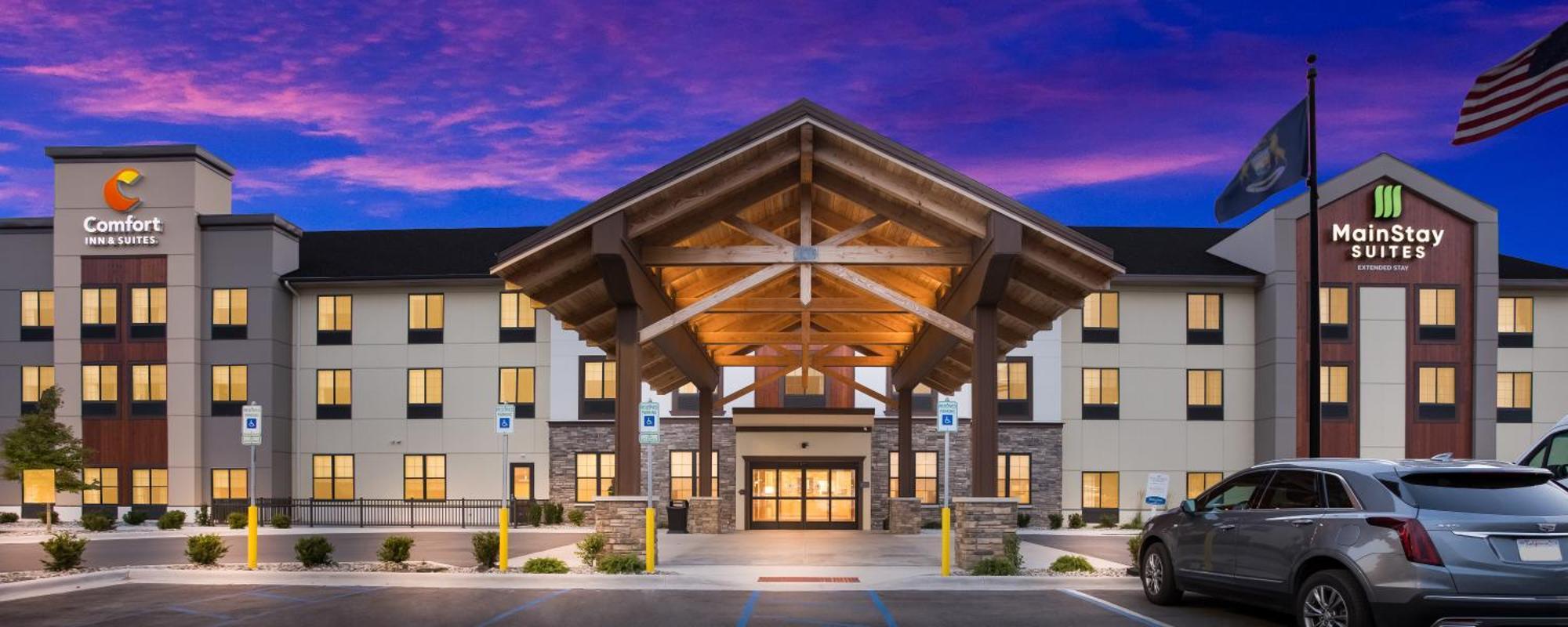 Mainstay Suites Gaylord Exterior photo